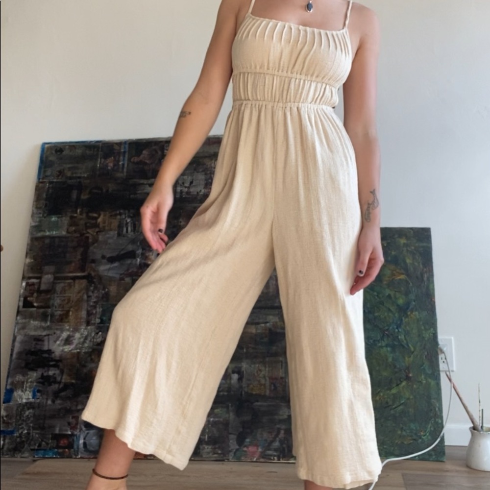 SUMMER JUMPSUIT W CUT OUTS